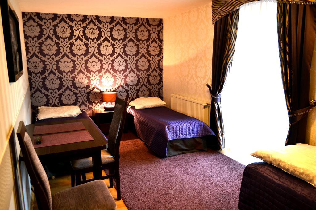 Hotel Palac Akropol Люблин Стая снимка